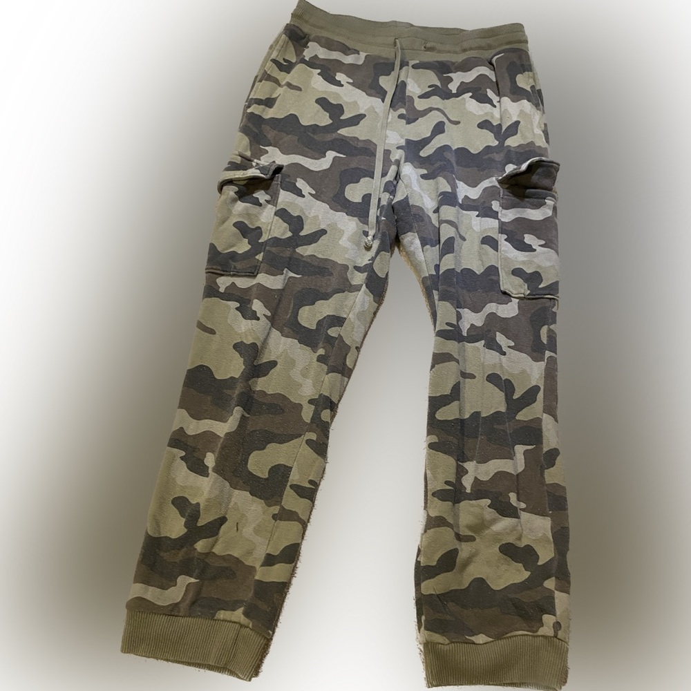 Camouflage Women’s Lounge Pants